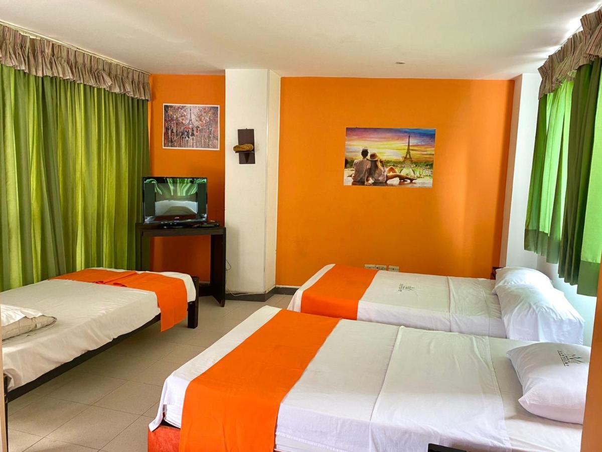 Hotel Santelmo Калі Екстер'єр фото