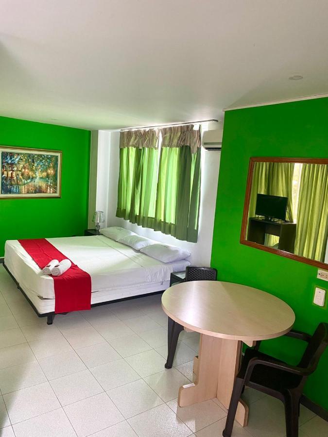 Hotel Santelmo Калі Екстер'єр фото