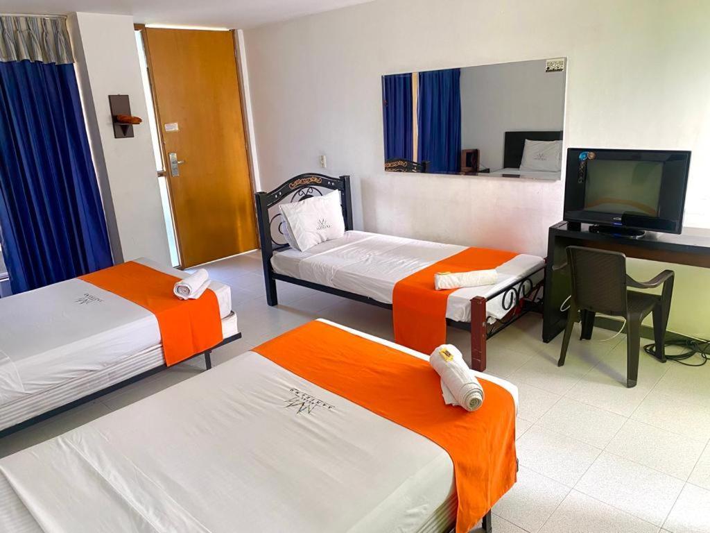 Hotel Santelmo Калі Екстер'єр фото